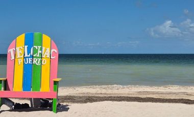 Casa frente al mar en Venta, en Telchac, Yucatán.