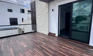 CASA EN RESIDENCIAL RIO EN VENTA