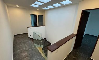 CASA EN RESIDENCIAL RIO EN VENTA