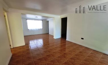 Casa en venta  en Avda Arturo Prat Machali