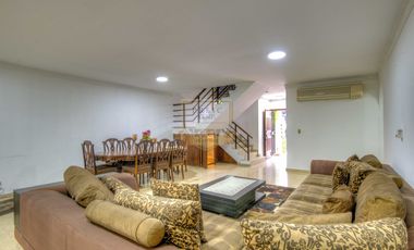 YP VENTA CASA  DUPLEX SAN FRANCISCO CALLE 74 4R 5B