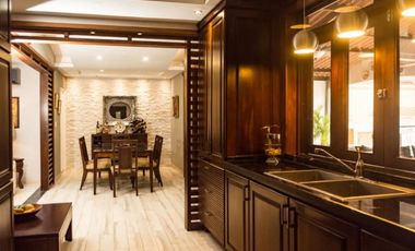 VENTA DE CASA EN BRISAS DEL GOLF REMODELADA