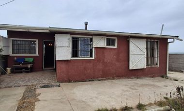 EN VENTA CASA CON ESPECTACULAR VISTA AL MAR EN EL TABO