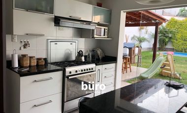 LINDA CASA EN VENTA CON 5 DORMITORIOS EN CHACARILLA
