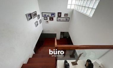 LINDA CASA EN VENTA CON 5 DORMITORIOS EN CHACARILLA