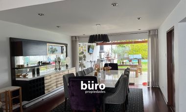 LINDA CASA EN VENTA CON 5 DORMITORIOS EN CHACARILLA