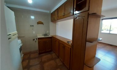 Deparamento 1 Dormitorios Aire Acondicionado Heladera Cochera Mendoza