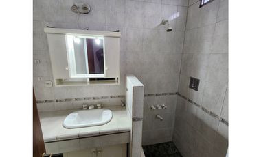 VENTA DOS AMBIENTES LATERAL