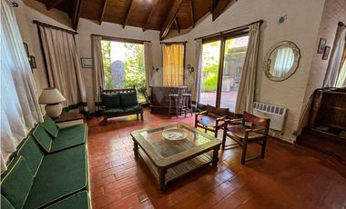 CASA EN VENTA EN CARILÓ, PINAMAR - MOLLE 926