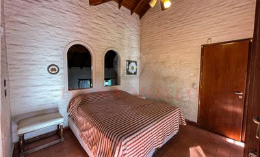 CASA EN VENTA EN CARILÓ, PINAMAR - MOLLE 926