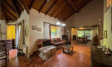 CASA EN VENTA EN CARILÓ, PINAMAR - MOLLE 926