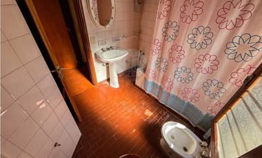 CASA EN VENTA EN CARILÓ, PINAMAR - MOLLE 926