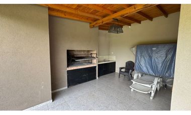 CASA EN VENTA B° SAN MATIAS FONDO A LA LAGUNA