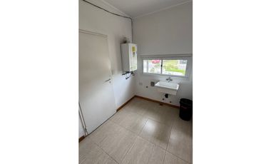 CASA EN VENTA B° SAN MATIAS FONDO A LA LAGUNA