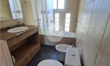 DUPLEX EN VENTA EN VILLA GESELL EXCELENTE UBICACIÓN -UNIDAD 4