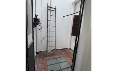 ALQUILER CASA EN GRAL. GUEMES AL 1.300