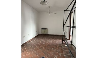 ALQUILER CASA EN GRAL. GUEMES AL 1.300