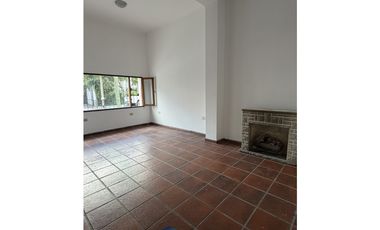 ALQUILER CASA EN GRAL. GUEMES AL 1.300