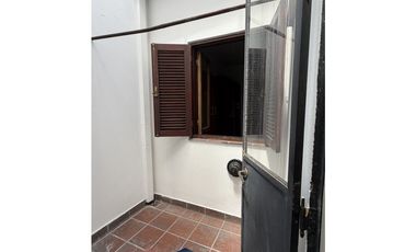 ALQUILER CASA EN GRAL. GUEMES AL 1.300