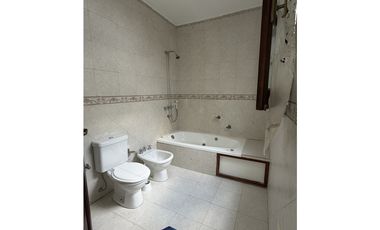 ALQUILER CASA EN GRAL. GUEMES AL 1.300