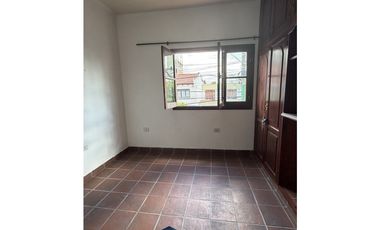 ALQUILER CASA EN GRAL. GUEMES AL 1.300