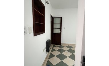 ALQUILER CASA EN GRAL. GUEMES AL 1.300