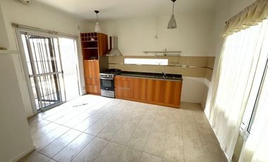 Duplex en alquiler en Ituzaingo Norte