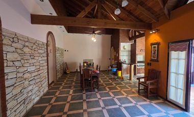 Casa en venta en Lanus Oeste