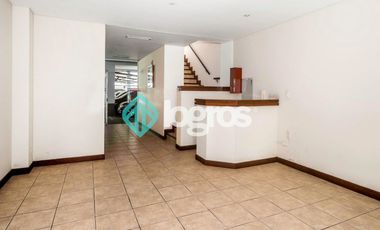 Departamento en alquiler con cochera, Centro de Salta