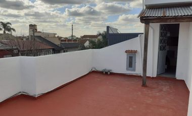 Casa PH en alquiler en Ramos Mejia Sur