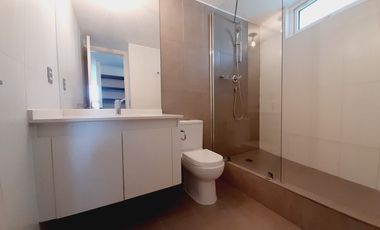 LUIS COUSIÑO / AV. HACIENDA DE MACUL / MALL PLAZA QUILIN