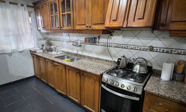 Casa en venta remodelada Barrio Unimev, San Rafael