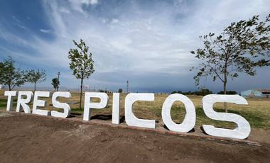 Casa en venta c/ cochera en Tres Picos