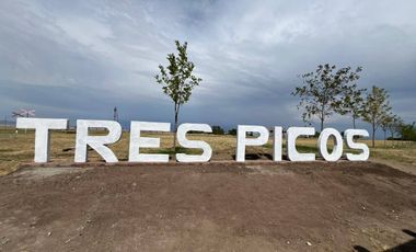 Casa en venta c/ cochera en Tres Picos
