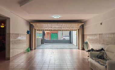 EN VENTA CASA 7 AMB EN SAAVEDRA - OPORTUNIDAD