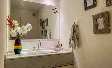 EN VENTA CASA 7 AMB EN SAAVEDRA - OPORTUNIDAD