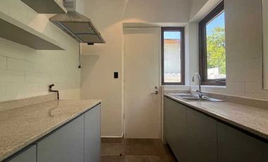 Casa en arriendo en LAS CONDES