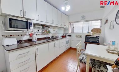 VENTA! EXCELENTE CASA EN SAAVEDRA 6 AMB , 3 DORMIT