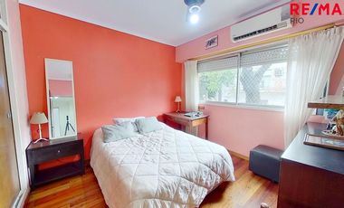 VENTA! EXCELENTE CASA EN SAAVEDRA 6 AMB , 3 DORMIT