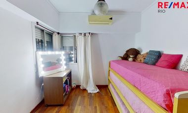 VENTA! EXCELENTE CASA EN SAAVEDRA 6 AMB , 3 DORMIT