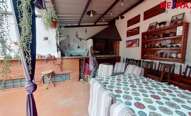 VENTA! EXCELENTE CASA EN SAAVEDRA 6 AMB , 3 DORMIT