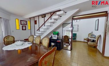 VENTA! EXCELENTE CASA EN SAAVEDRA 6 AMB , 3 DORMIT