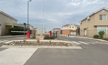 Casa en Arriendo en La Montaña Sur - San Luis norte