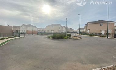 Casa en Arriendo en La Montaña Sur - San Luis norte