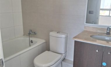 Departamento en Arriendo en Frente al metro cerro blanco