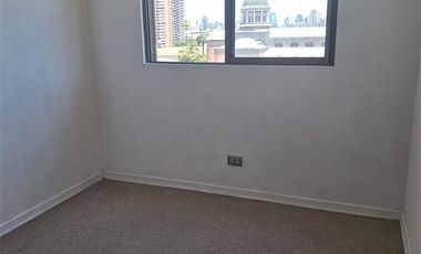 Departamento en Arriendo en Frente al metro cerro blanco