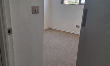 Departamento en Arriendo en Frente al metro cerro blanco