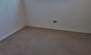 Departamento en Arriendo en Frente al metro cerro blanco