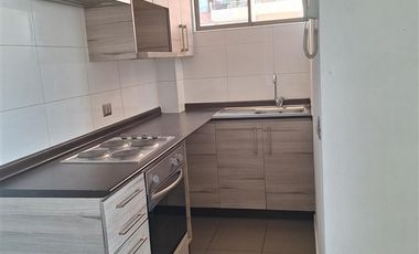 Departamento en Arriendo en Frente al metro cerro blanco