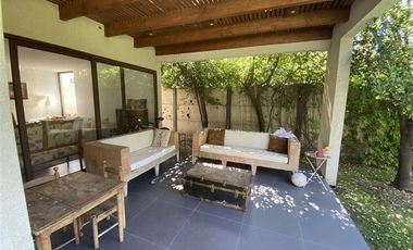 Casa en Venta en Alvaro Casanva 690